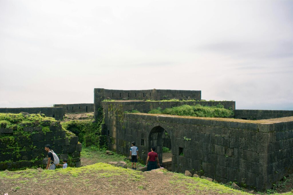 tandulwadi fort – quiet trek & views
